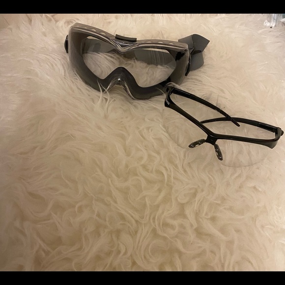 Over-Glasses Goggles and safety glasses - Picture 1 of 1